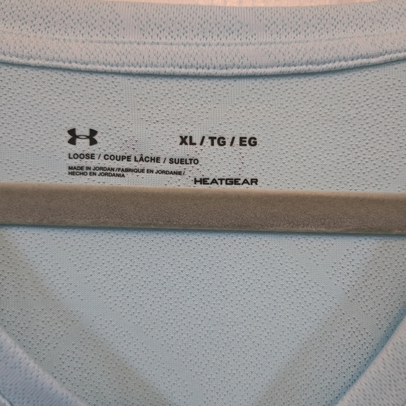 Under Armour HeatGear Tee - Picture 2 of 2